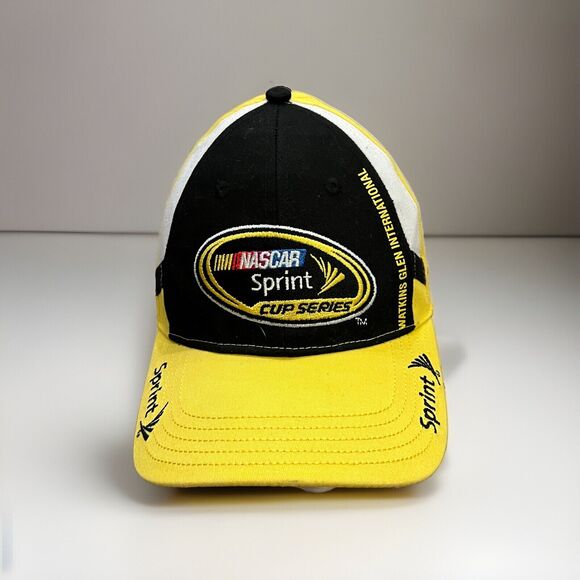 NASCAR Sprint Cup Series 2009 Mens Black Yellow Fitted Hat One Size Fits Most - Picture 1 of 9